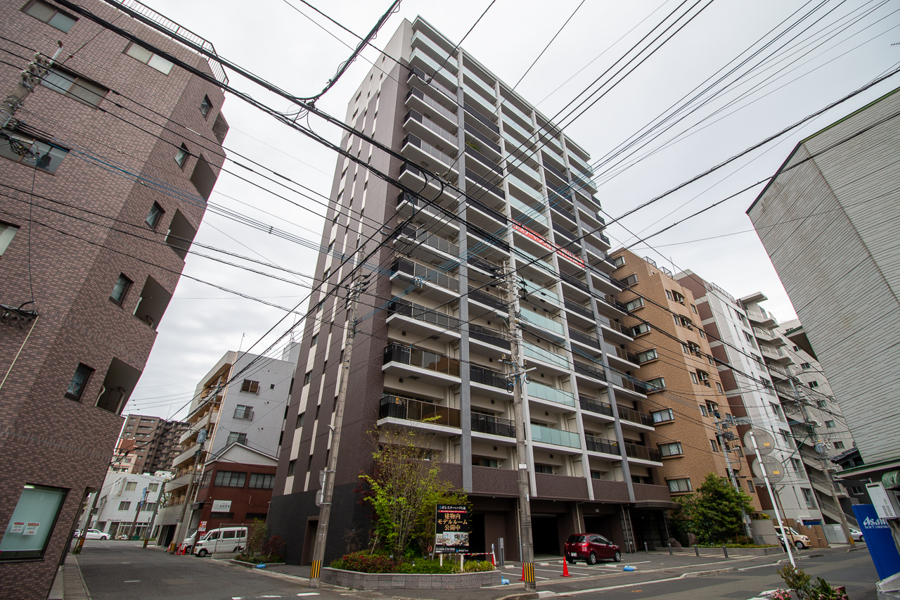 ポレスターいづろ通